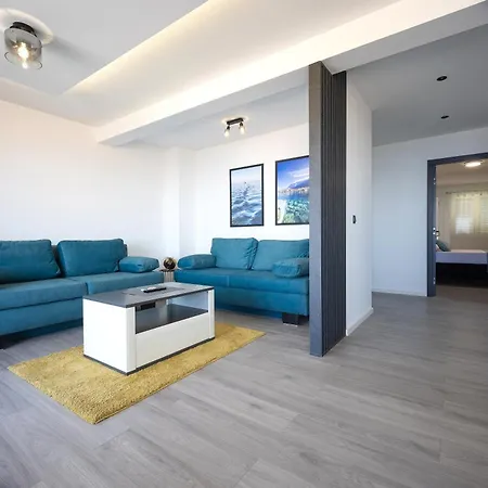 La Storia Apartments Makarska Exterior photo
